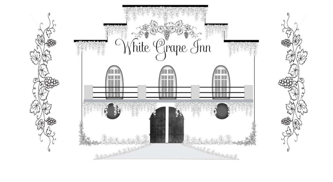 White Grape Inn Piegut-Pluviers ภายนอก รูปภาพ